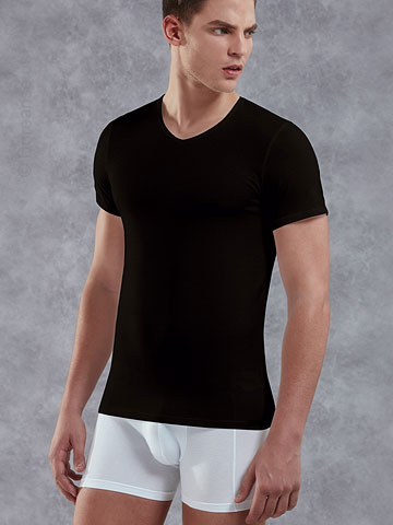 DOREANSE V-neck T-Shirt