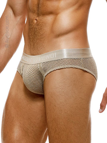 Modus Vivendi Host Classic Brief